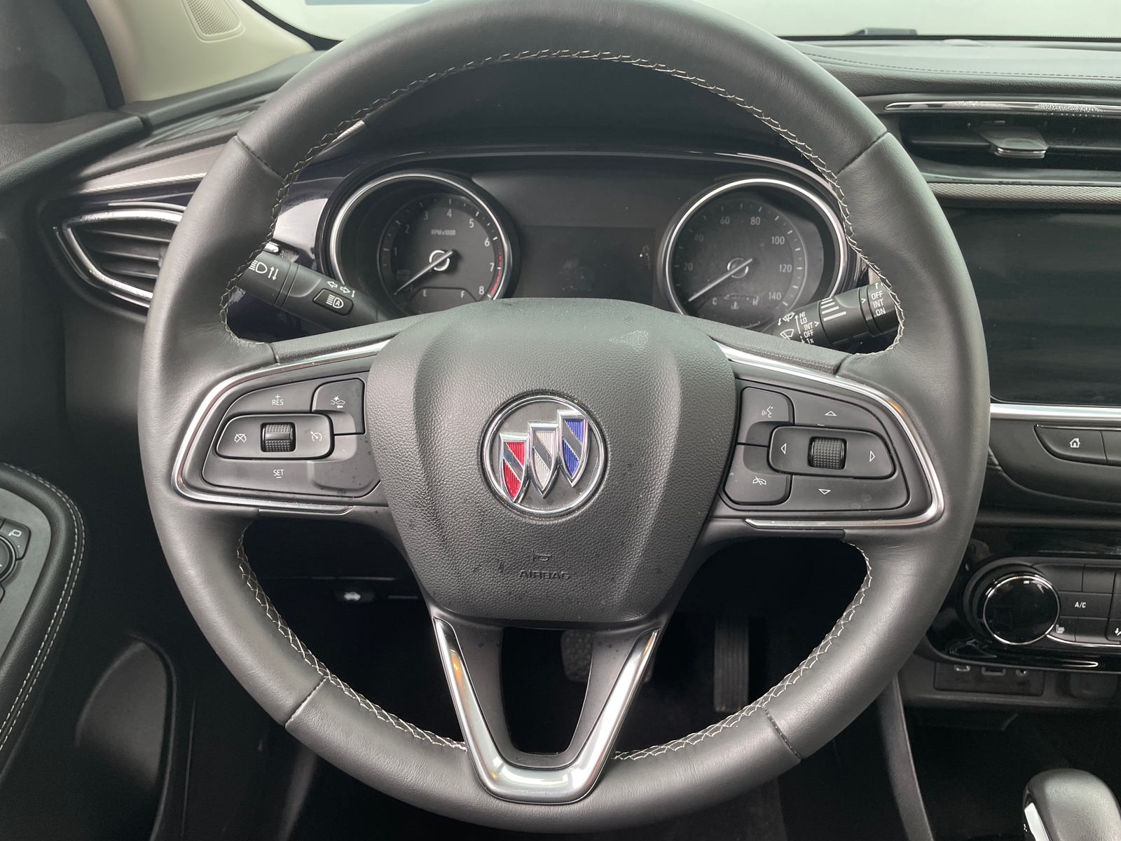 Thumbnail: 2022 Buick Encore GX - 4