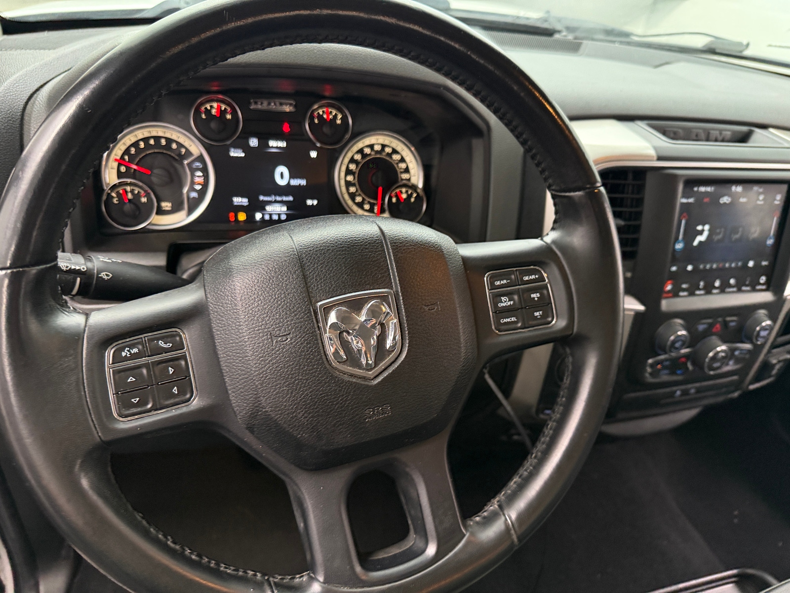 Thumbnail: 2019 RAM 1500 Classic - 5