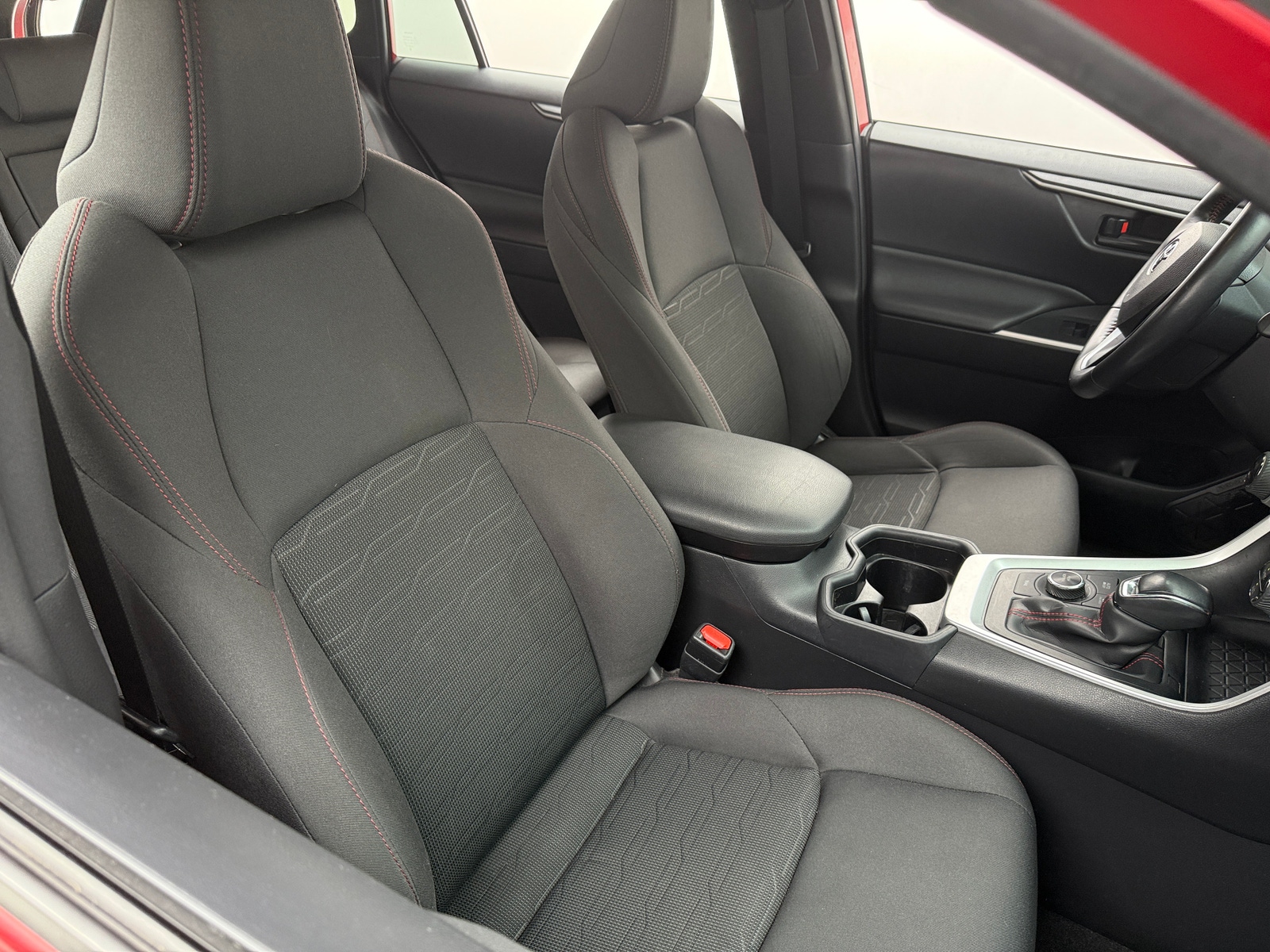 Thumbnail: 2021 Toyota RAV4 - 2