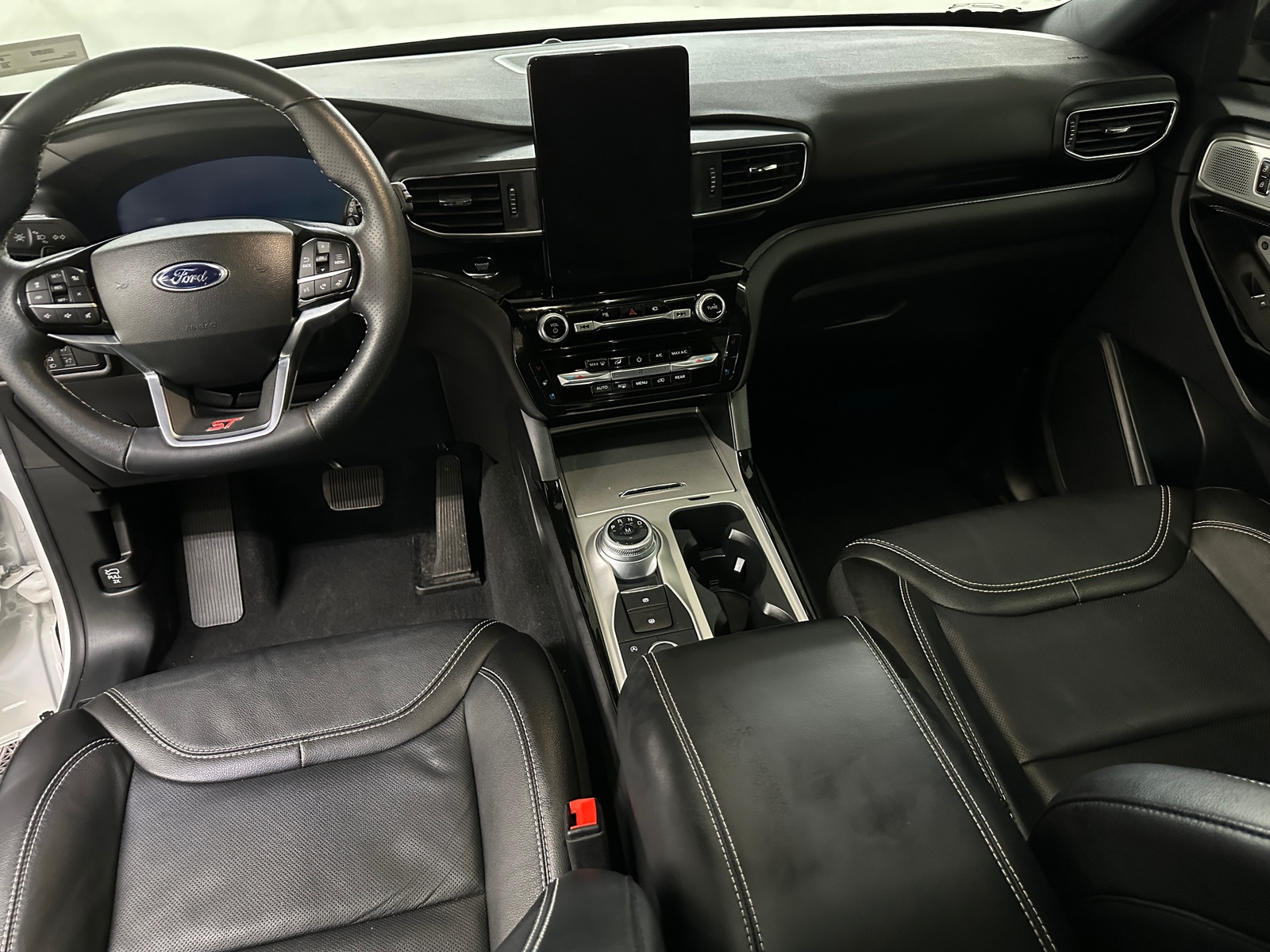 Thumbnail: 2023 Ford Explorer - 2