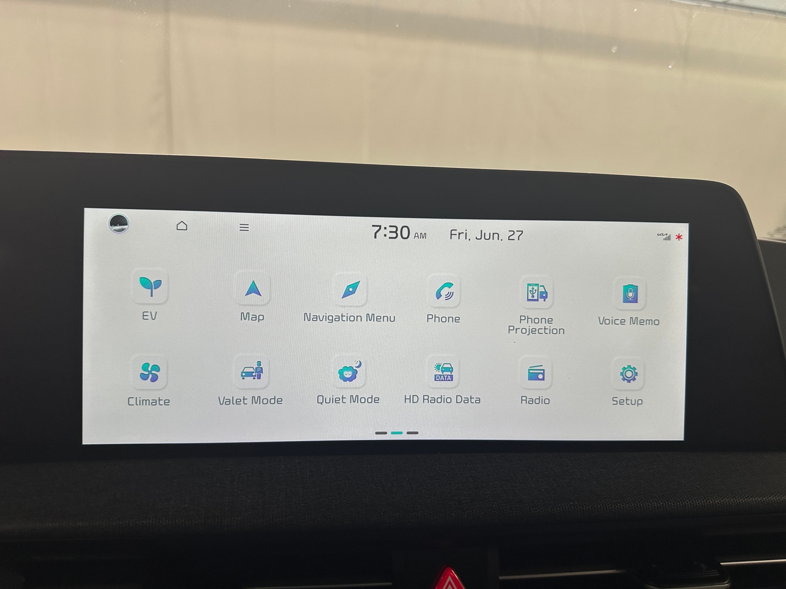 Thumbnail: 2022 Kia EV6 - 3