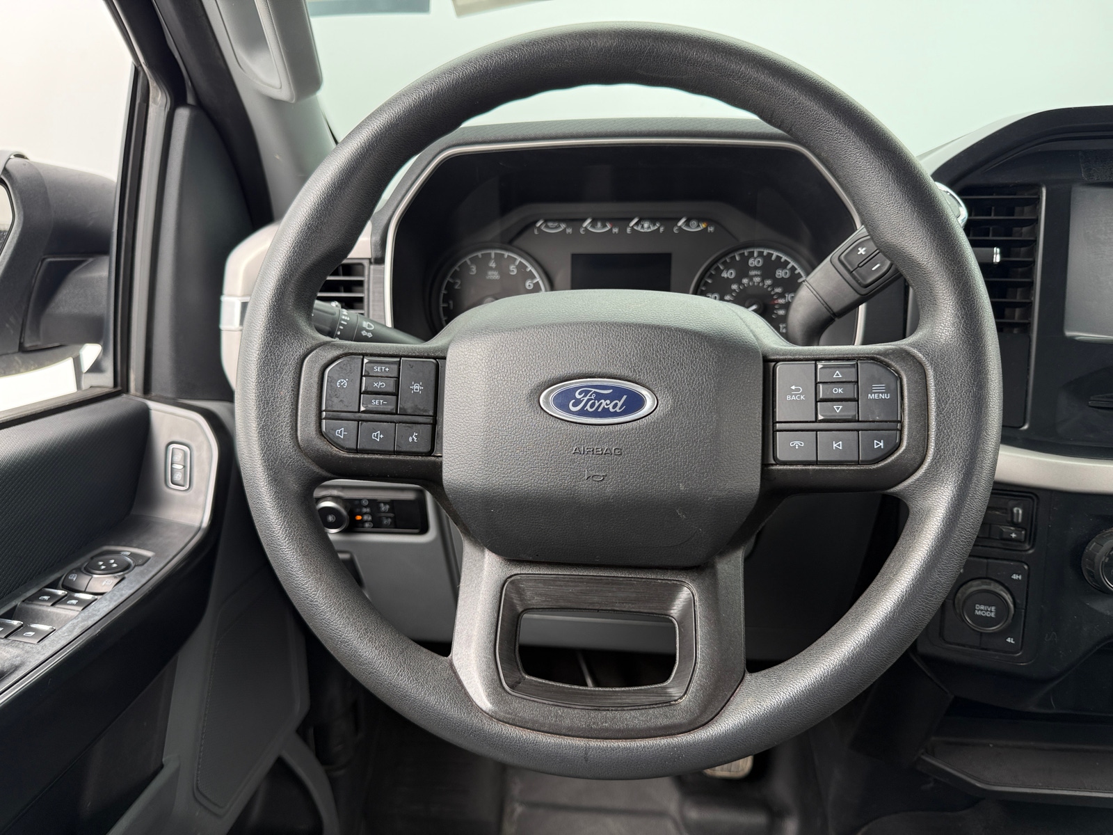 Thumbnail: 2023 Ford Econoline - 5