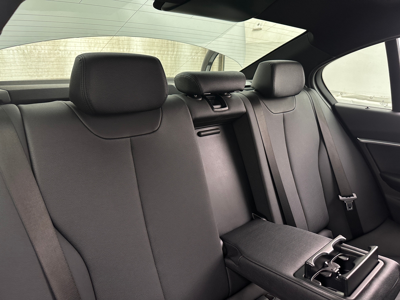 Thumbnail: 2018 BMW 3 Series - 5