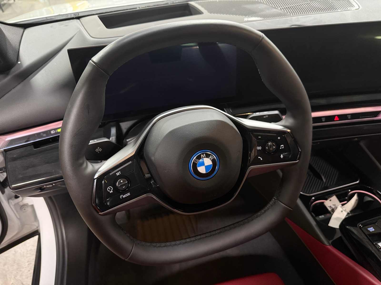 Thumbnail: 2024 BMW i5 - 4