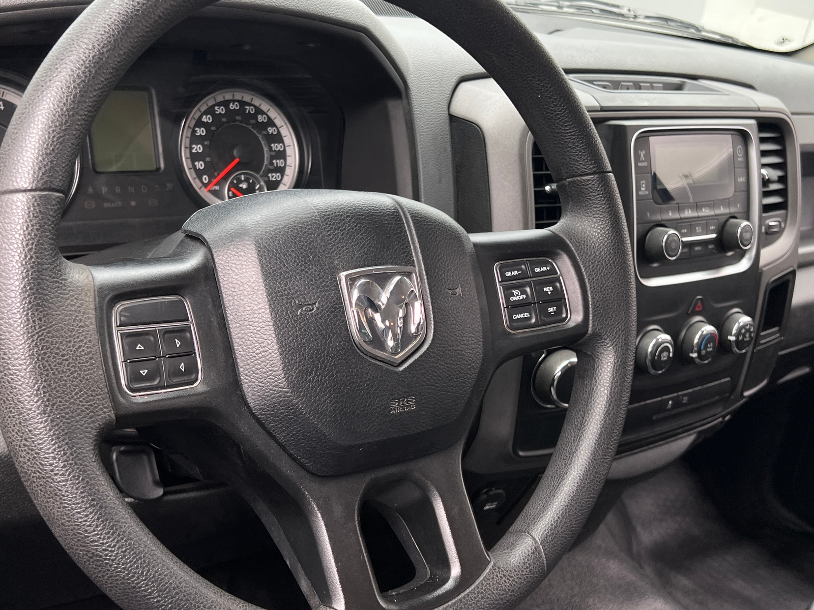 Thumbnail: 2019 RAM 1500 Classic - 5