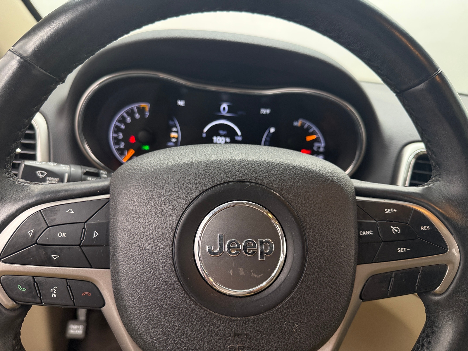 Thumbnail: 2018 Jeep Grand Cherokee - 4