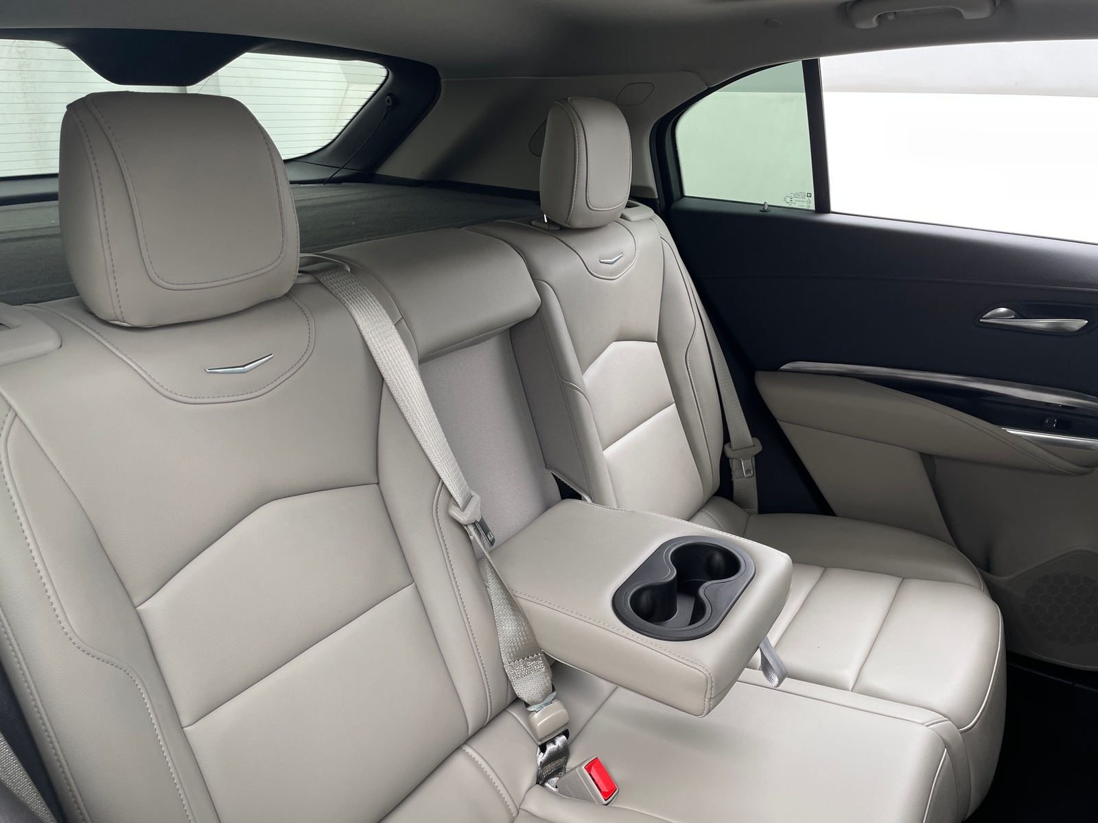Thumbnail: 2019 Cadillac XT4 - 5