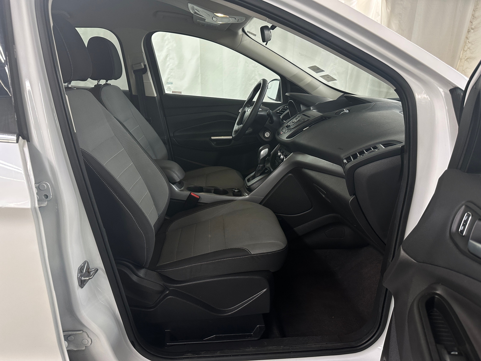 Thumbnail: 2016 Ford Escape - 2