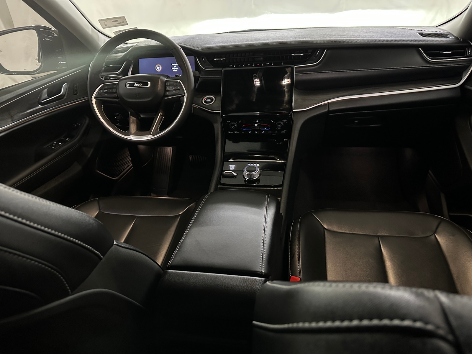 Thumbnail: 2024 Jeep Grand Cherokee - 2
