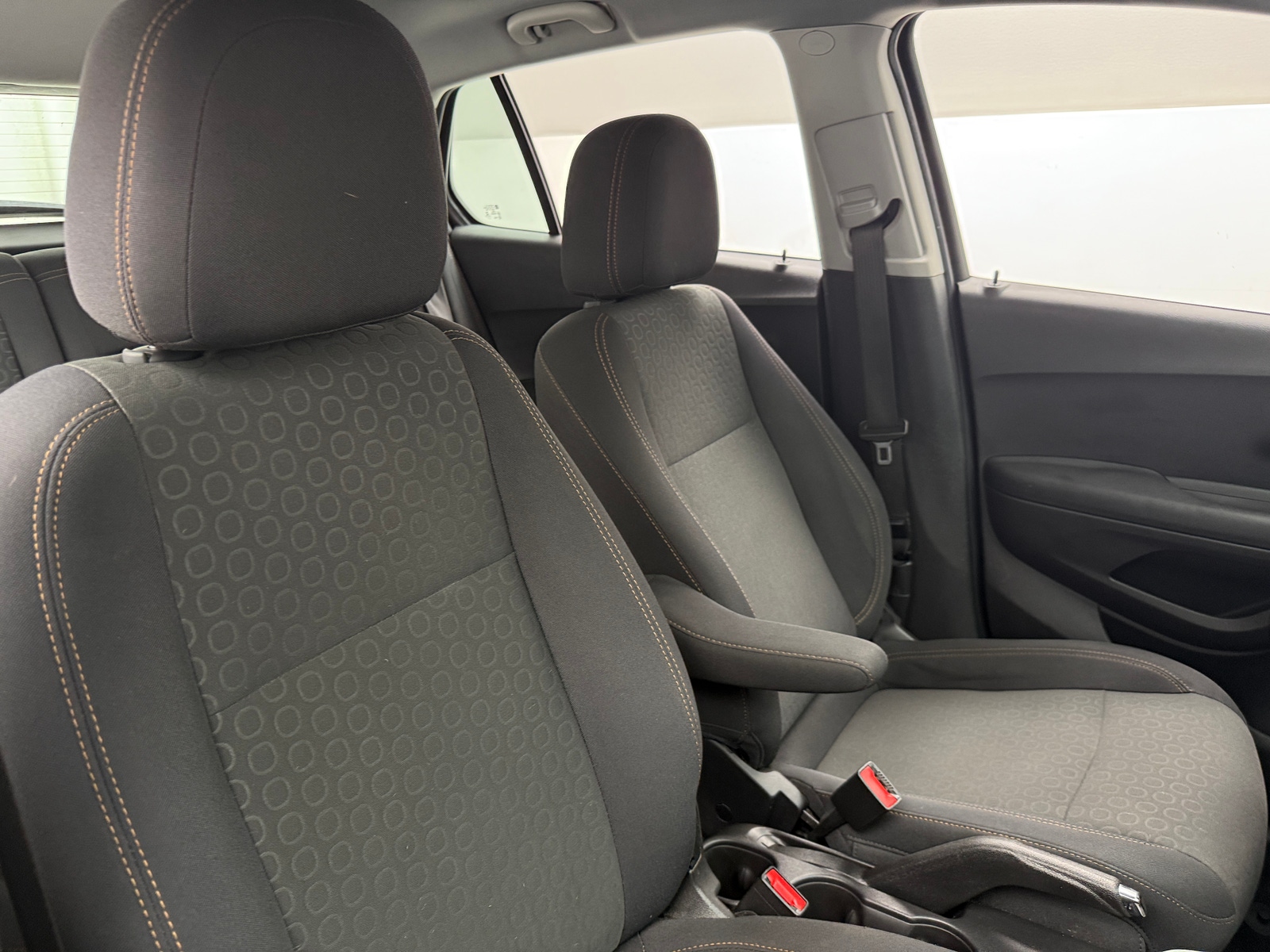 Thumbnail: 2020 Chevrolet Trax - 2
