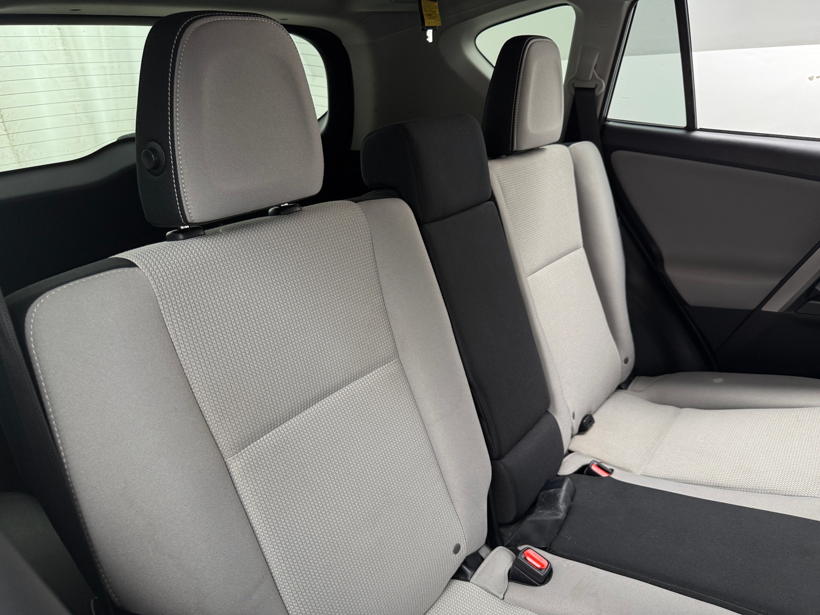Thumbnail: 2017 Toyota RAV4 - 6