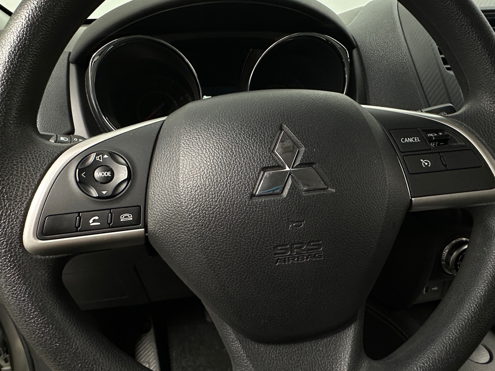 Thumbnail: 2022 Mitsubishi Outlander Sport - 5