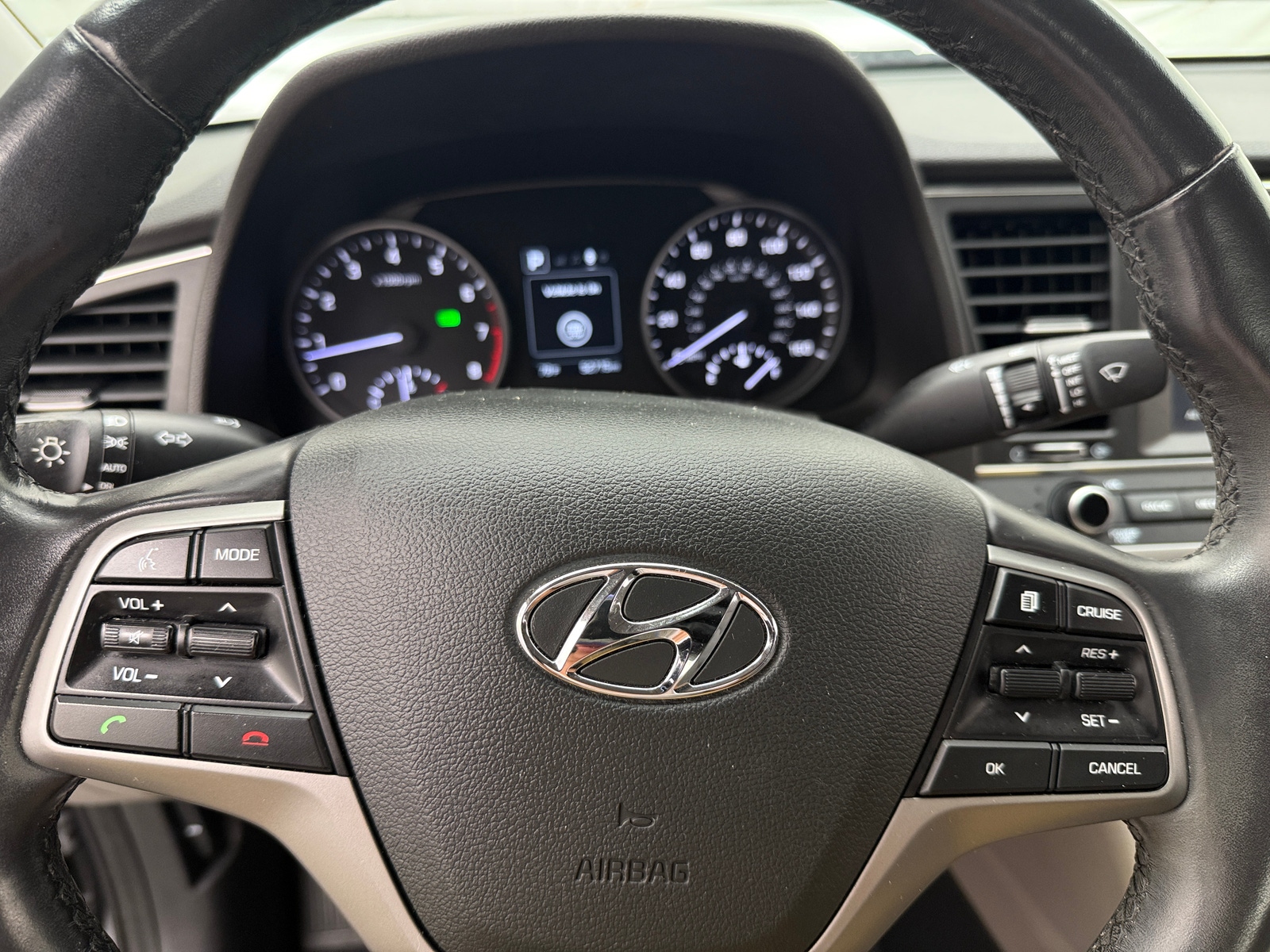 Thumbnail: 2018 Hyundai Elantra - 5
