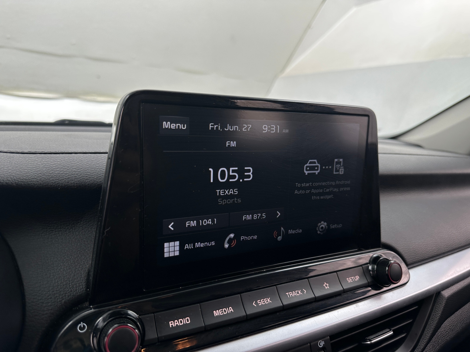 Thumbnail: 2024 Kia Forte - 4