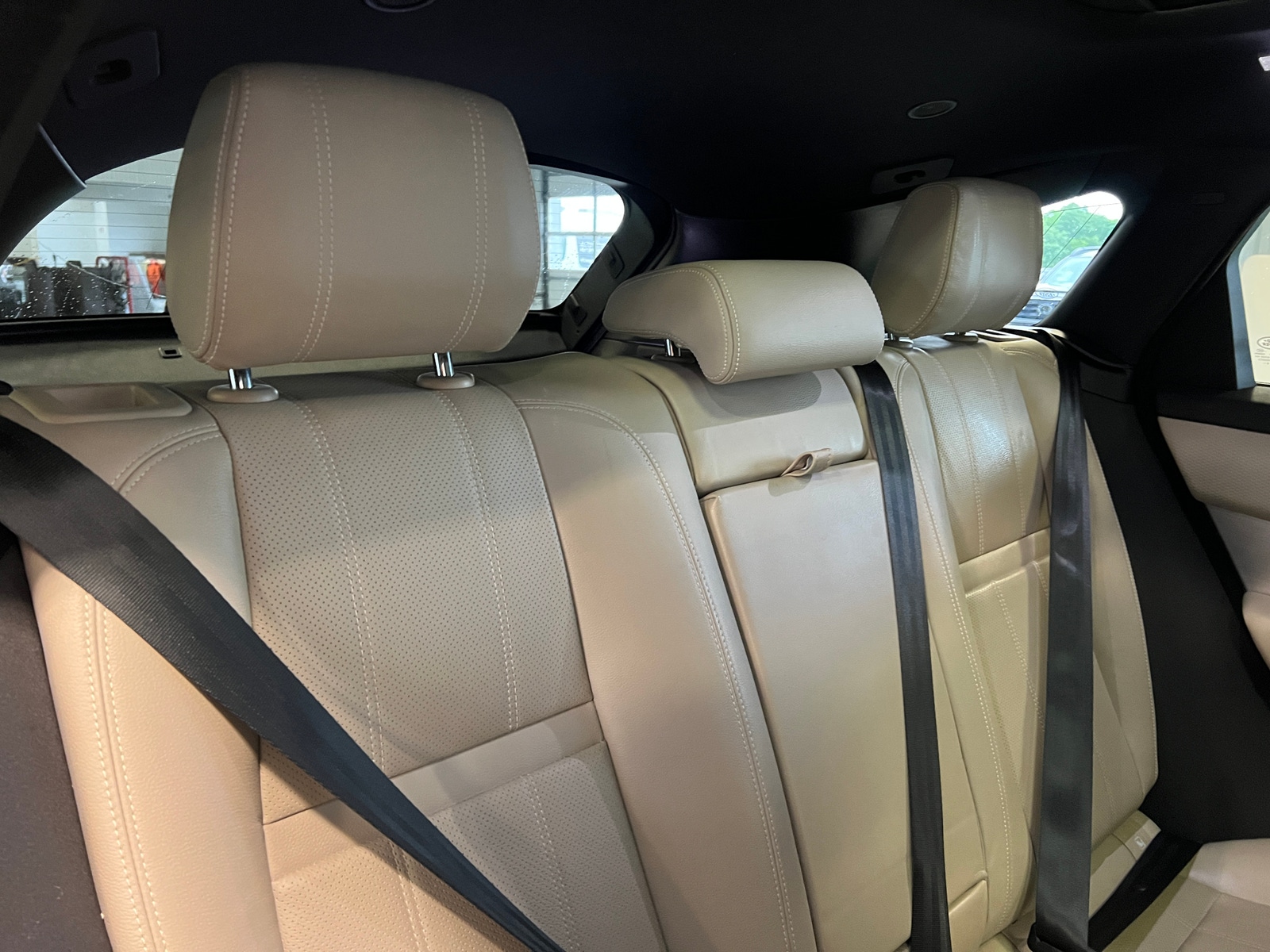 Thumbnail: 2021 Land Rover Range Rover Velar - 5