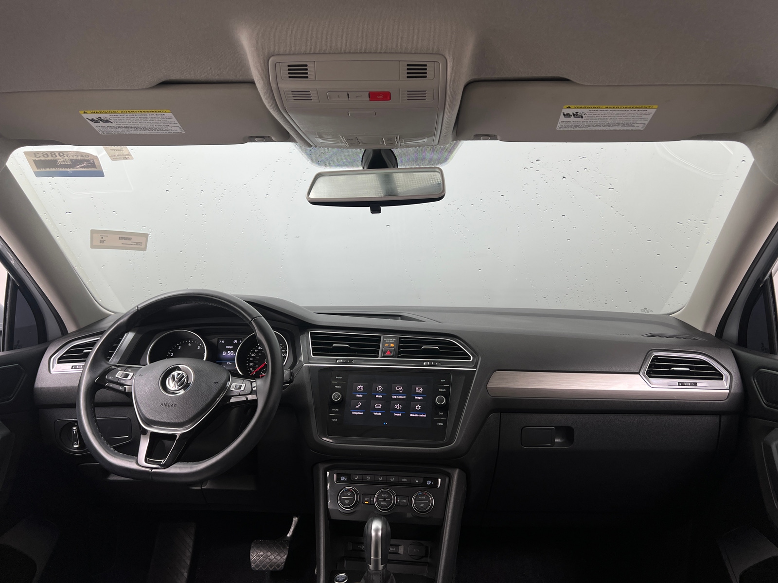 Thumbnail: 2018 Volkswagen Tiguan - 2