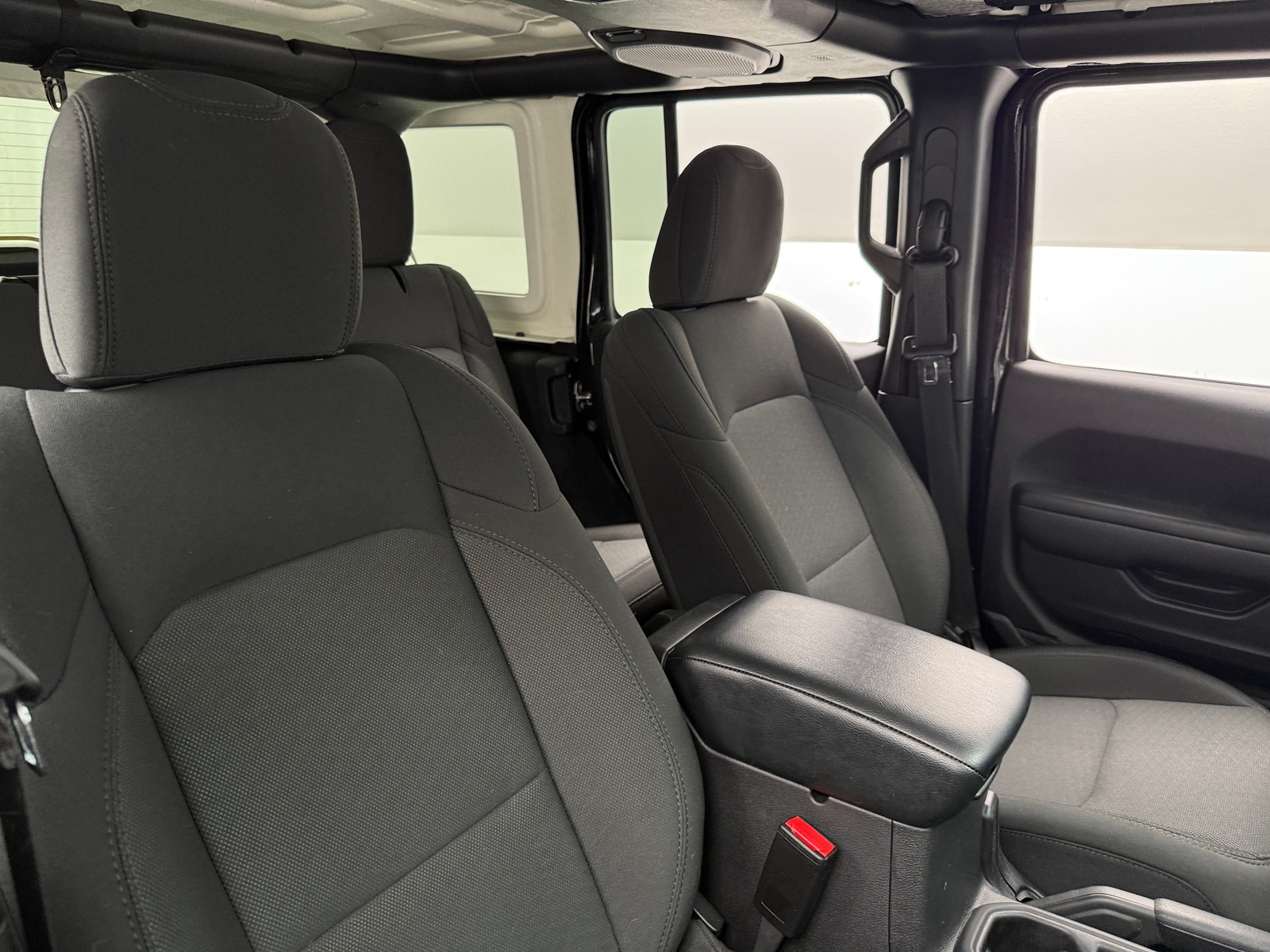Thumbnail: 2022 Jeep Wrangler - 2