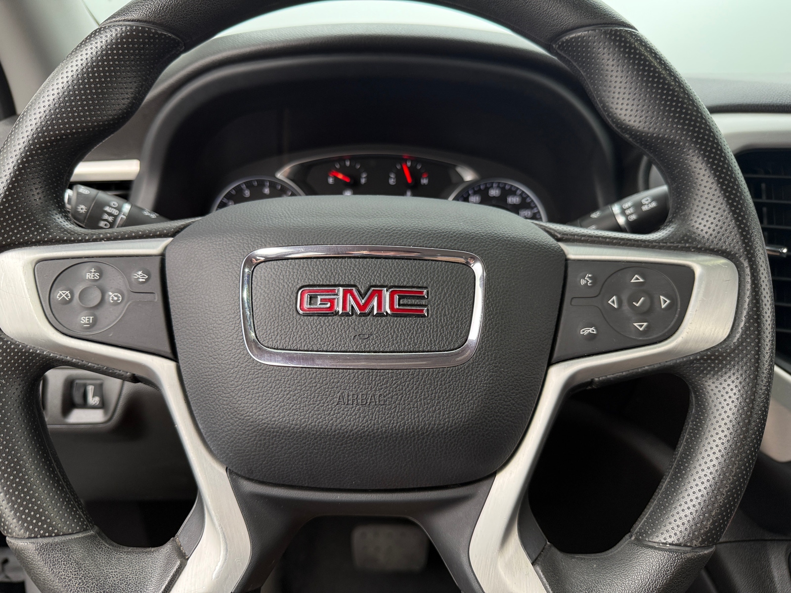 Thumbnail: 2023 GMC Acadia - 5