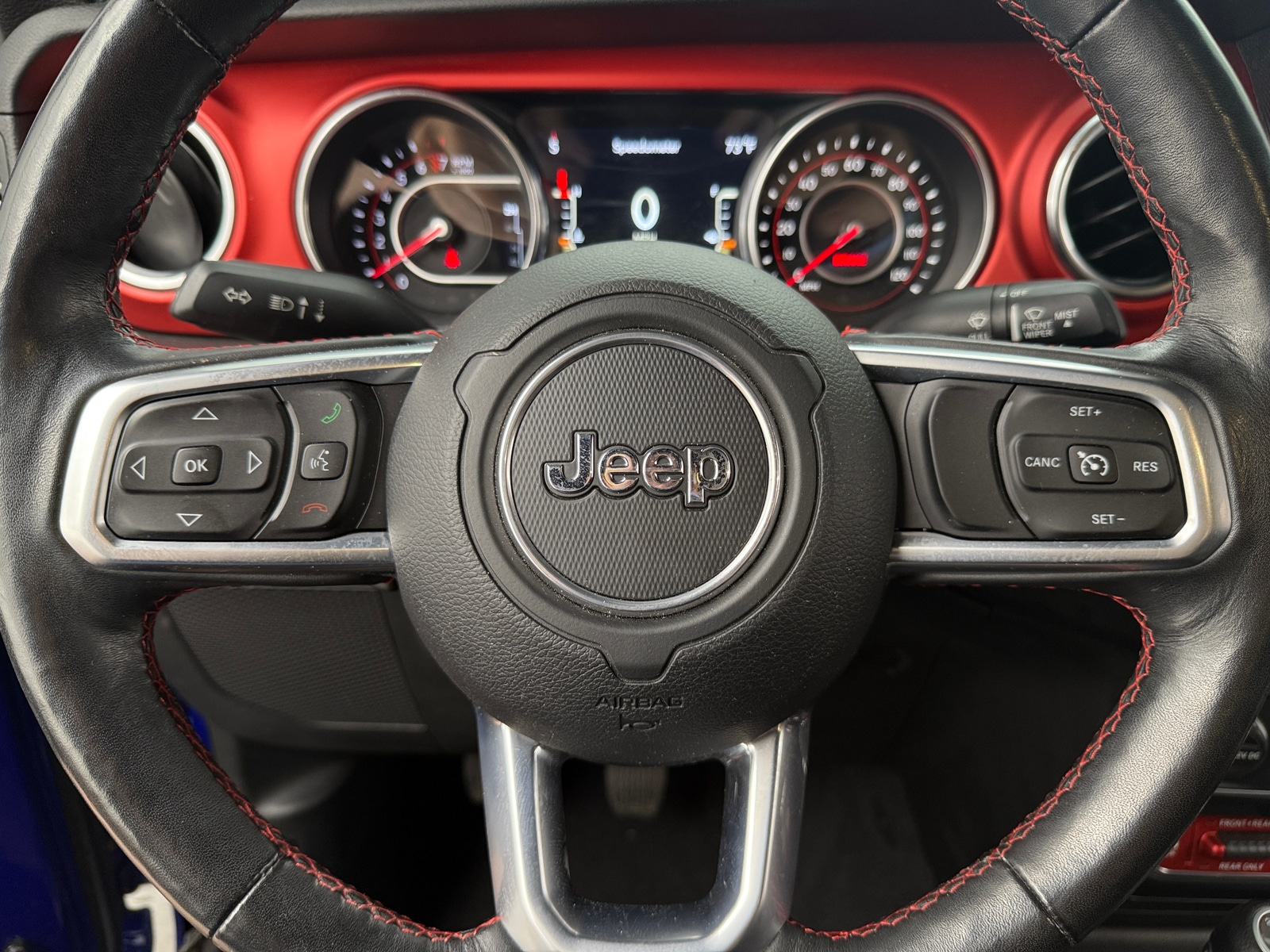 Thumbnail: 2019 Jeep Wrangler - 5