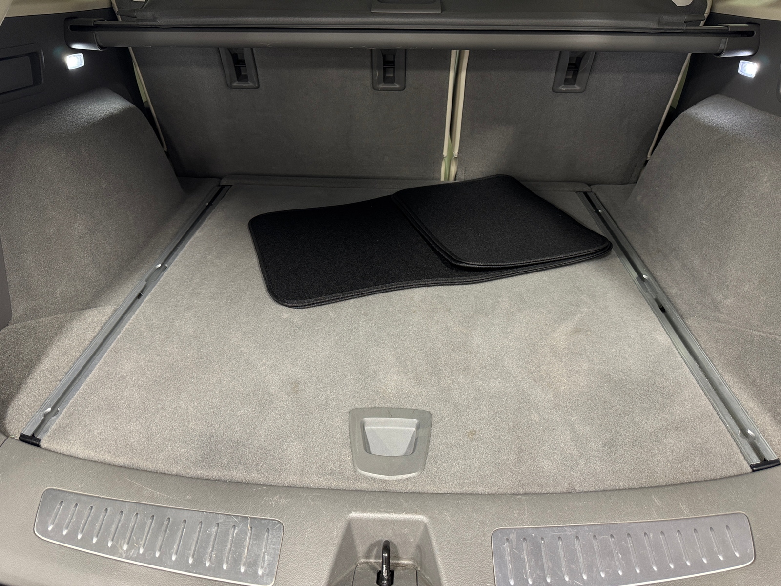 Thumbnail: 2020 Cadillac XT5 - 6