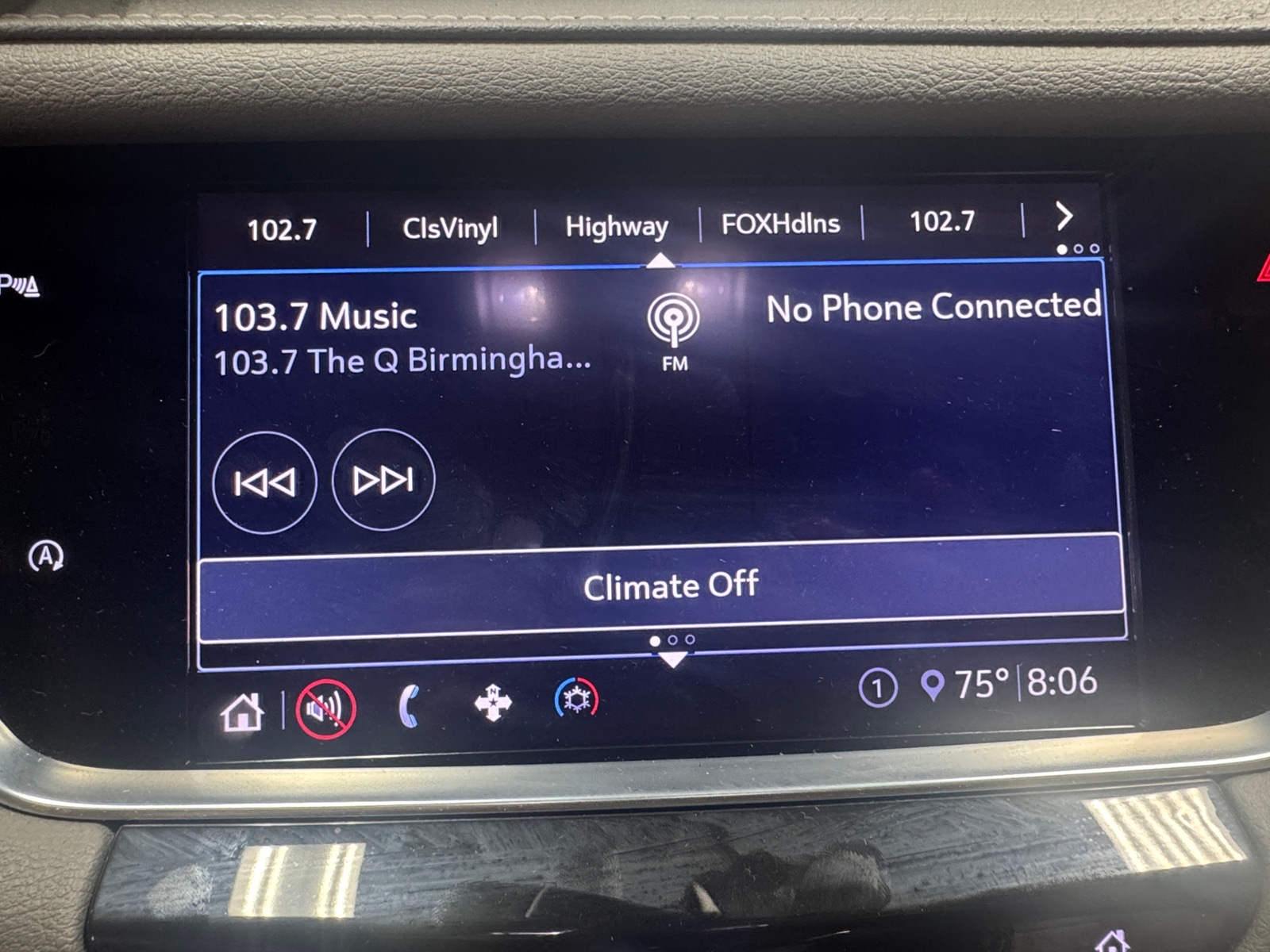 Thumbnail: 2020 Cadillac XT5 - 3