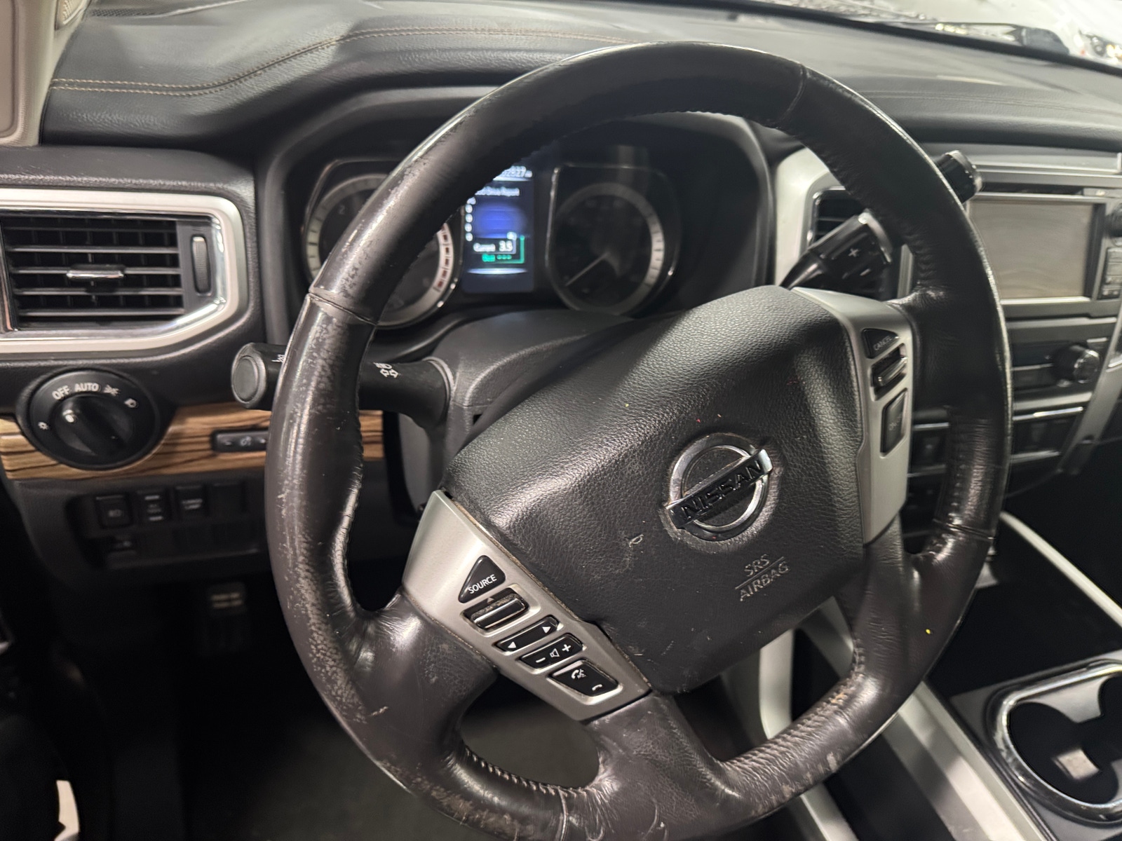 Thumbnail: 2018 Nissan Titan - 4