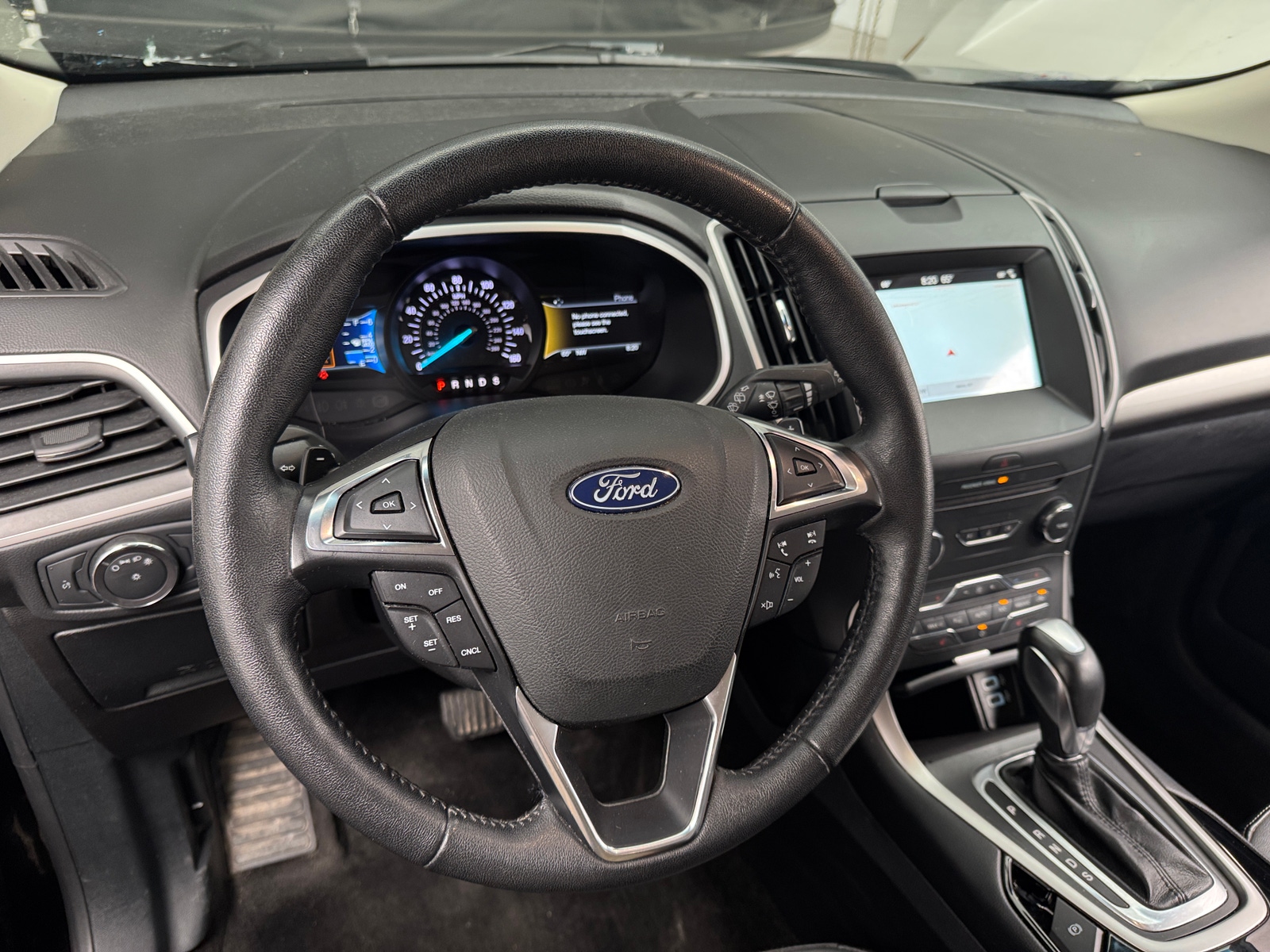 Thumbnail: 2018 Ford Edge - 4