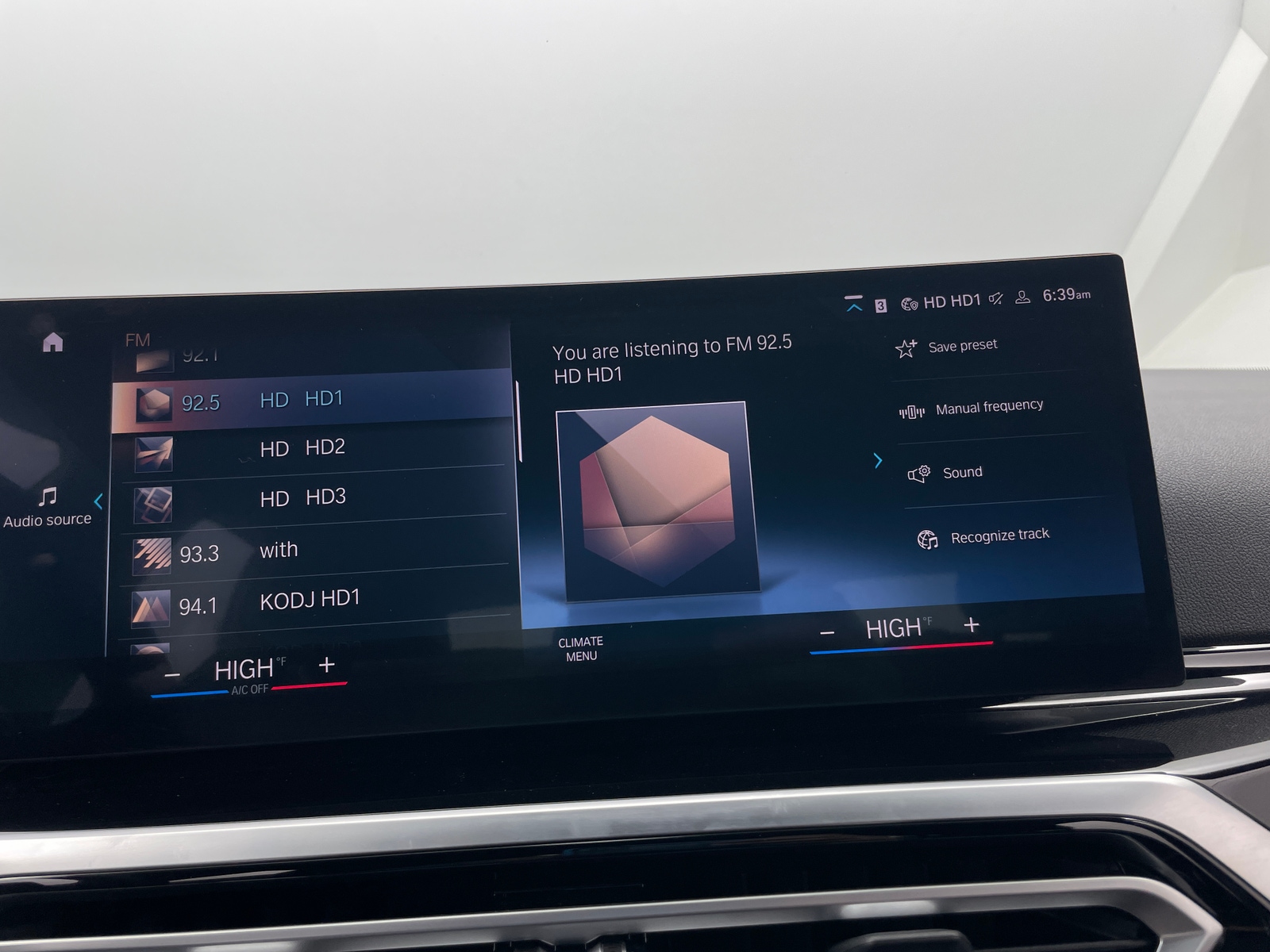 Thumbnail: 2023 BMW 3 Series - 3