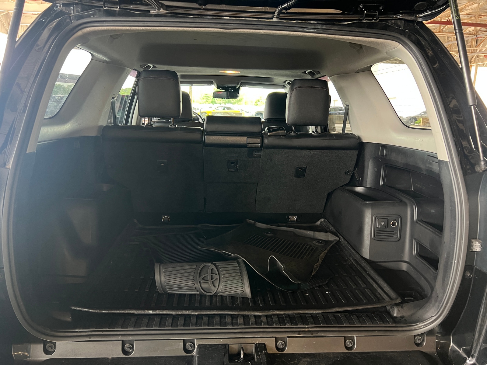 Thumbnail: 2022 Toyota 4Runner - 6