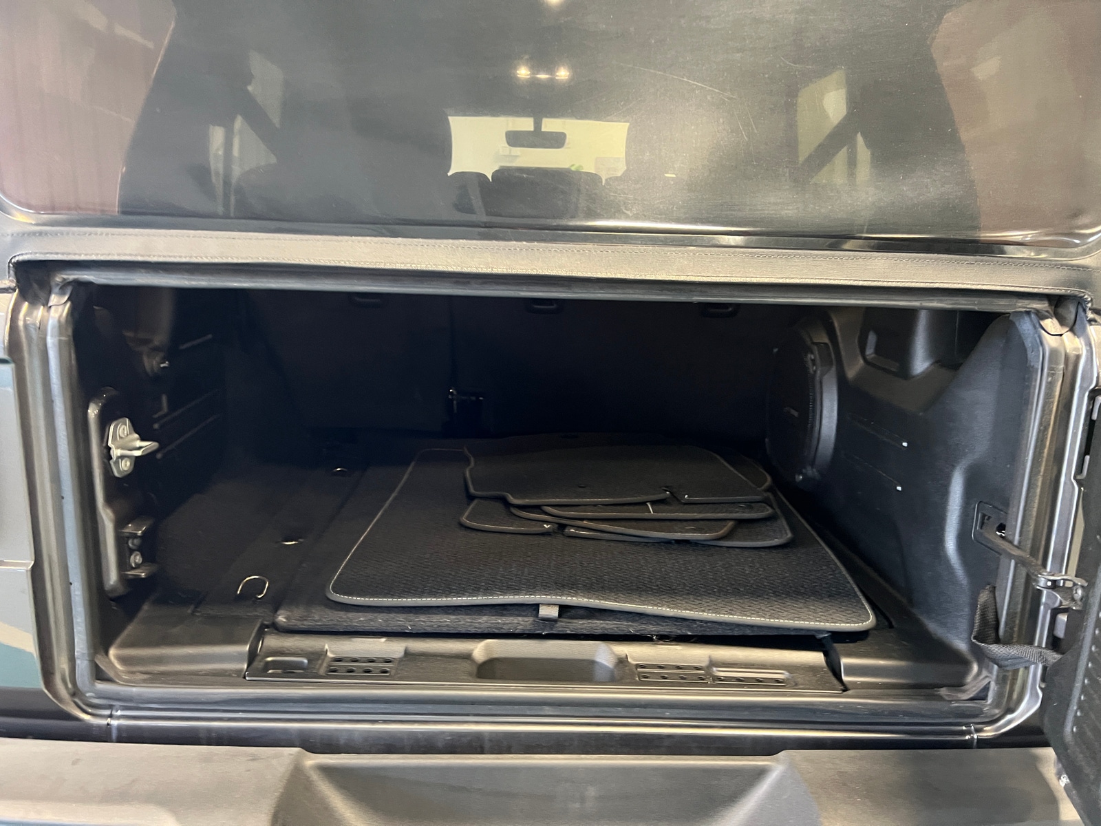 Thumbnail: 2021 Jeep Wrangler - 7