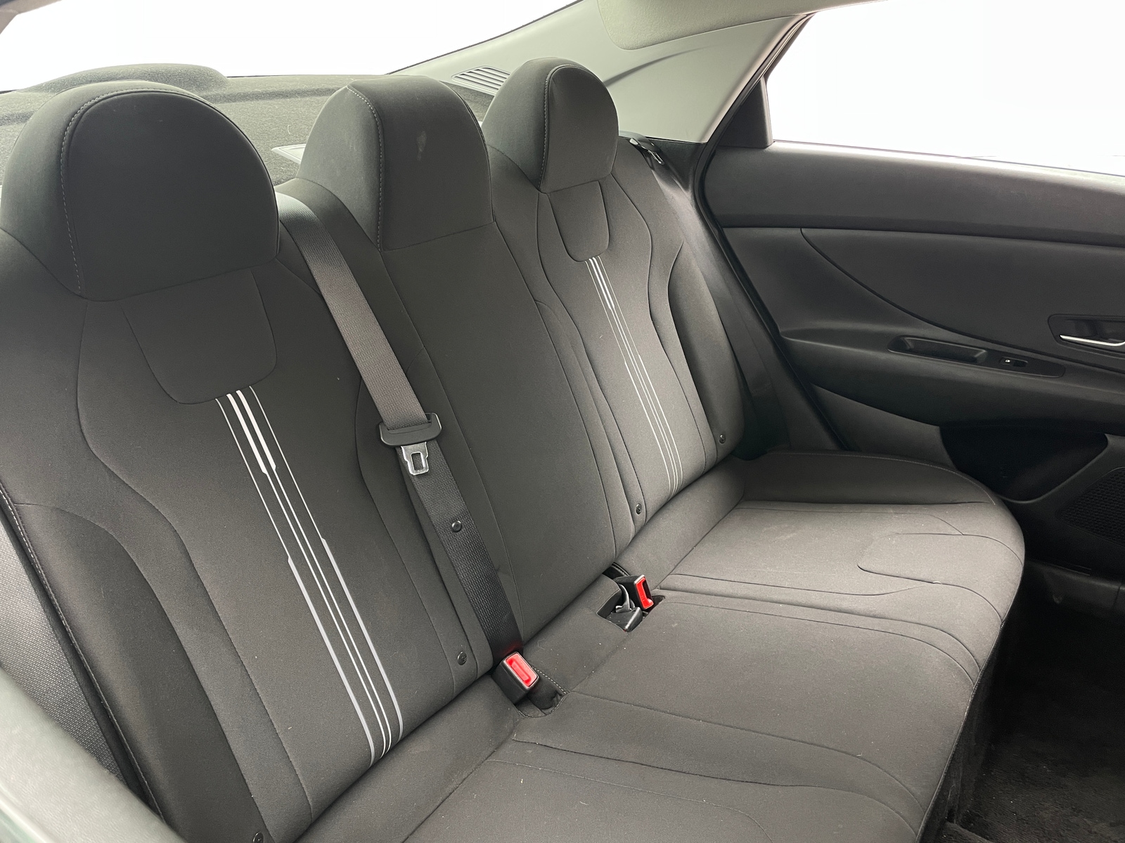 Thumbnail: 2021 Hyundai Elantra - 6