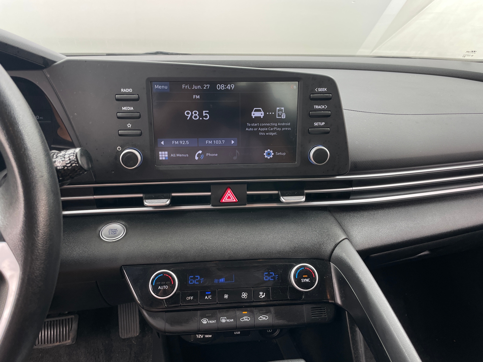 Thumbnail: 2021 Hyundai Elantra - 4