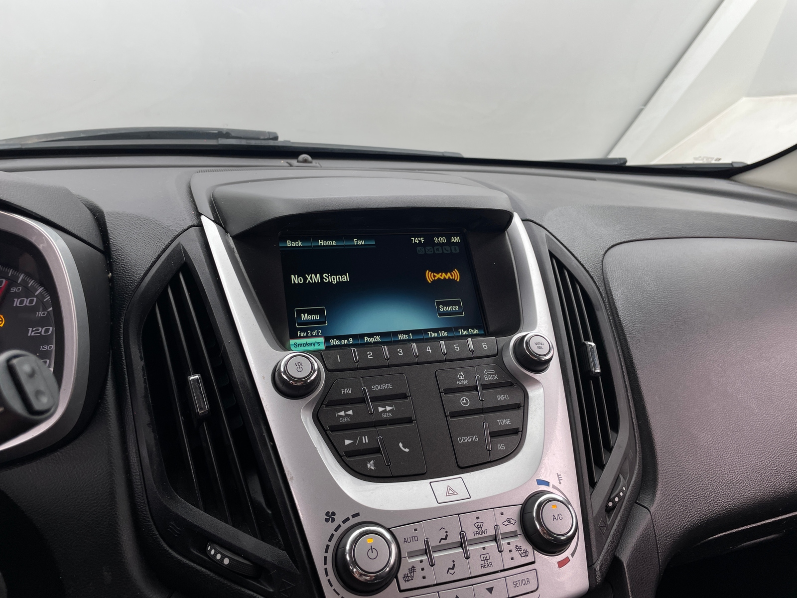 Thumbnail: 2016 Chevrolet Equinox - 4