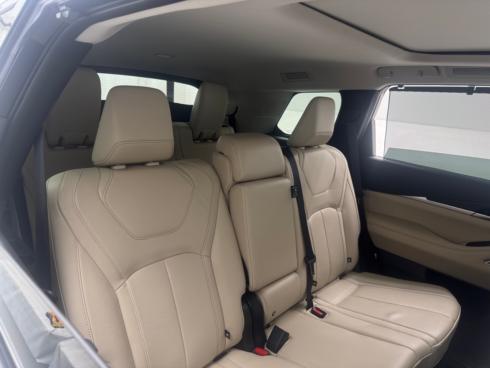 Thumbnail: 2023 INFINITI QX60 - 5