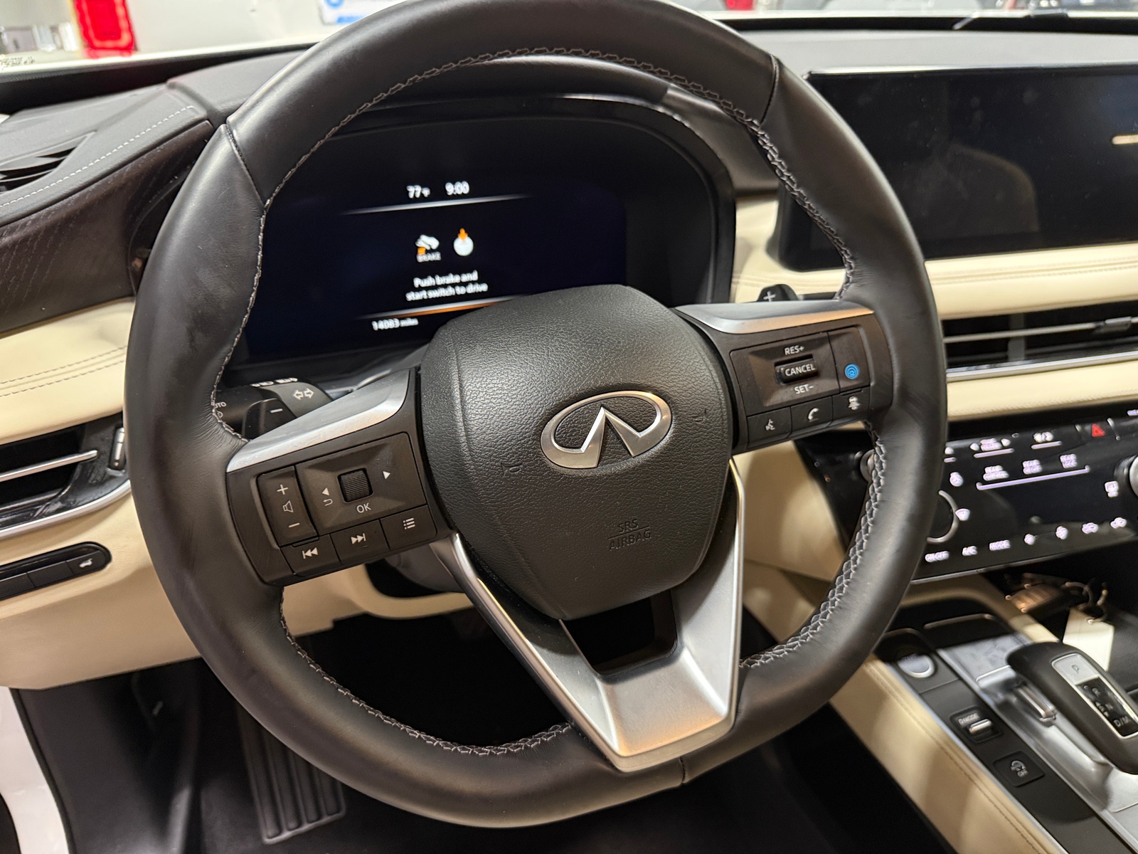 Thumbnail: 2023 INFINITI QX60 - 4