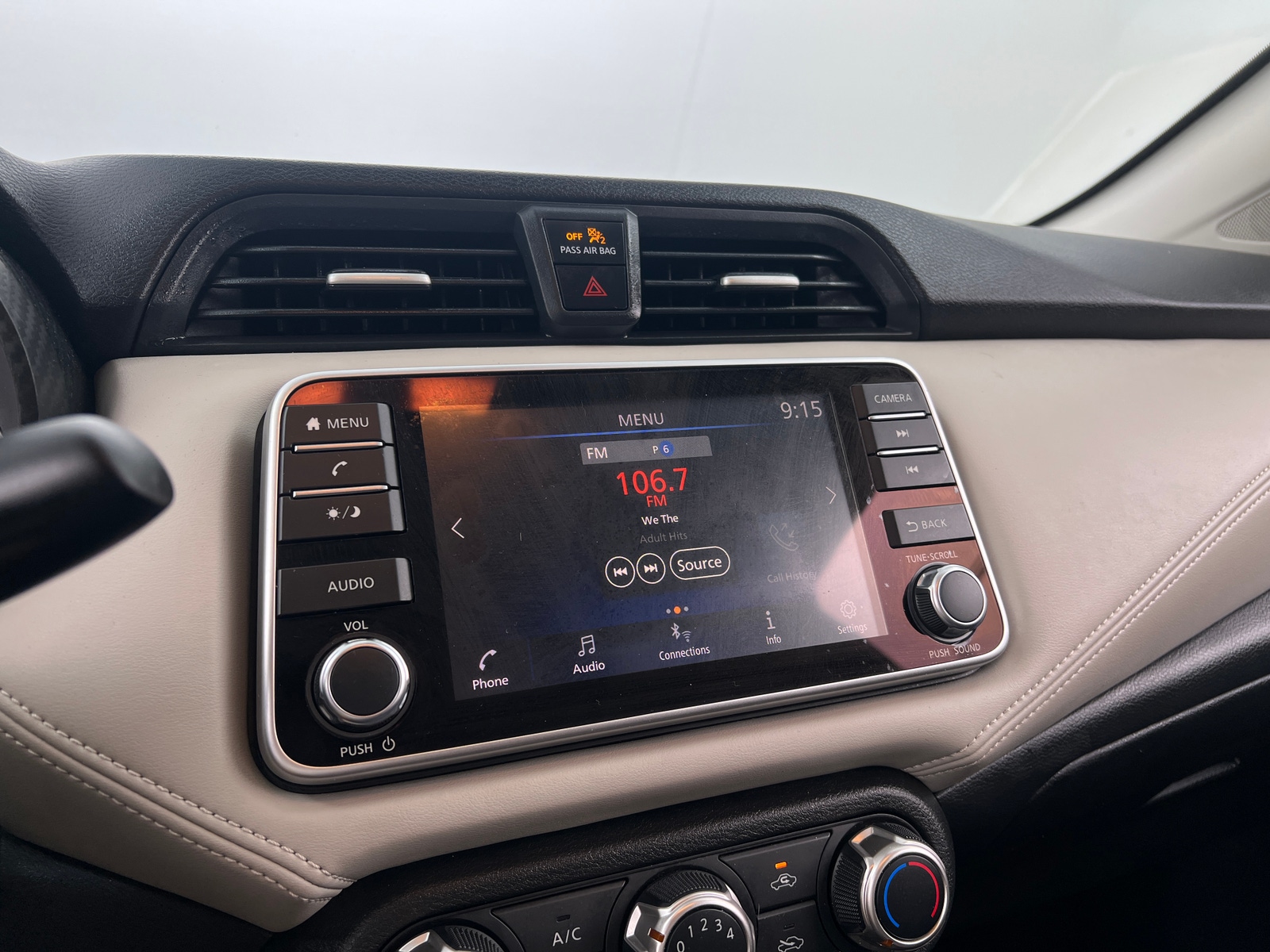 Thumbnail: 2020 Nissan Versa - 4