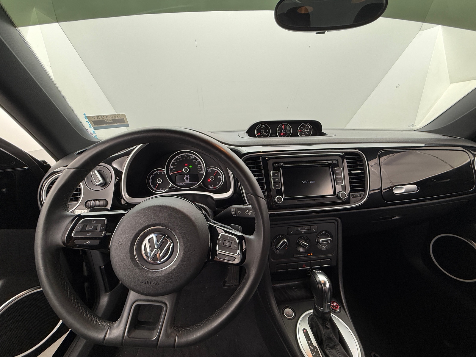 Thumbnail: 2014 Volkswagen Beetle - 3
