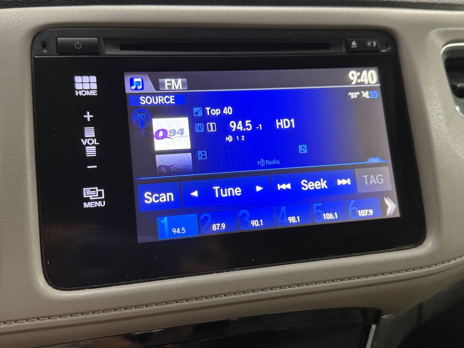 Thumbnail: 2016 Honda HR-V - 3
