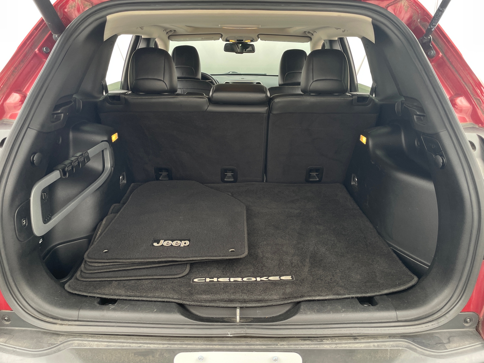 Thumbnail: 2014 Jeep Cherokee - 6