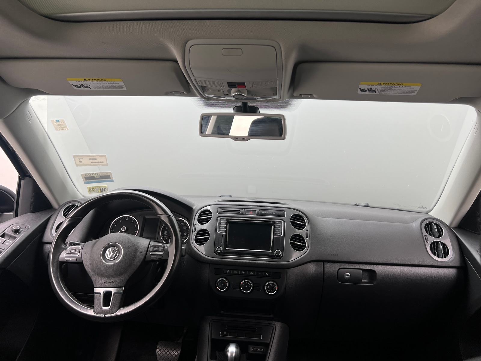 Thumbnail: 2017 Volkswagen Tiguan - 2