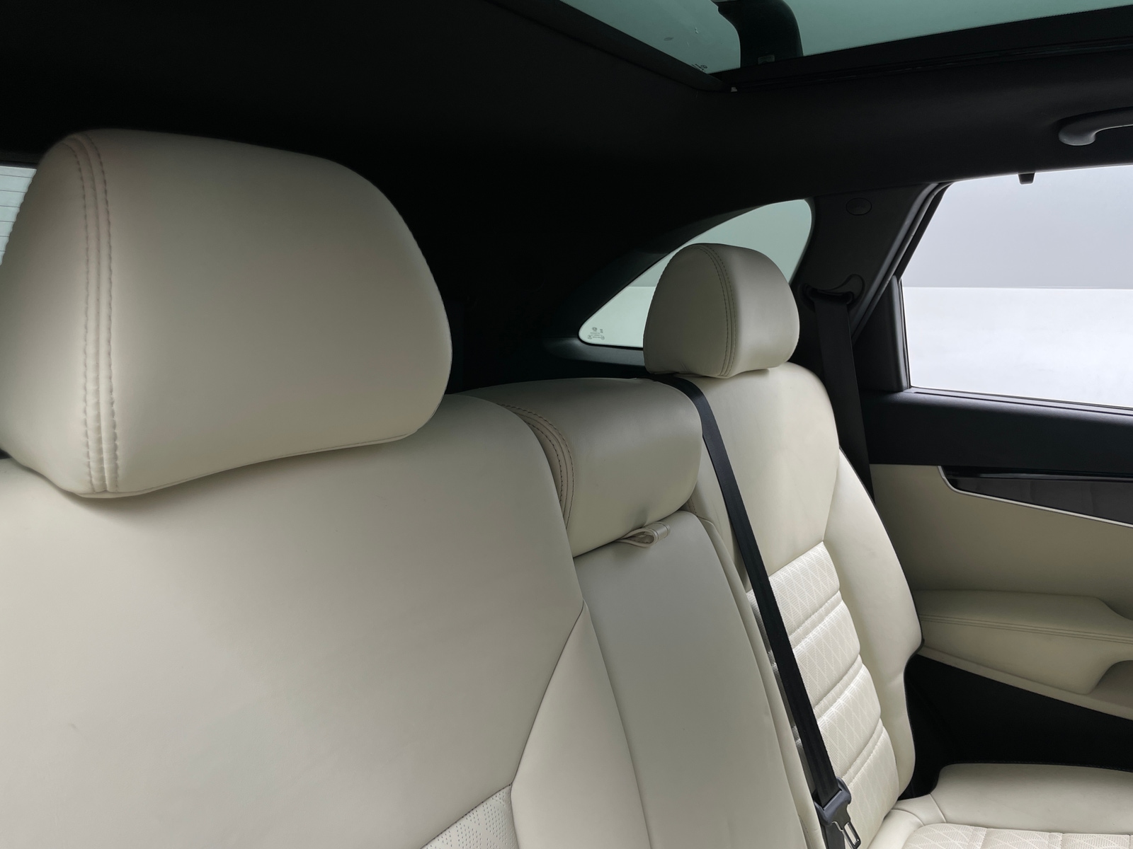 Thumbnail: 2017 Kia Sorento - 5