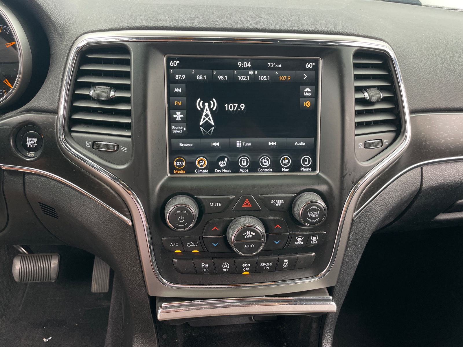 Thumbnail: 2018 Jeep Grand Cherokee - 3