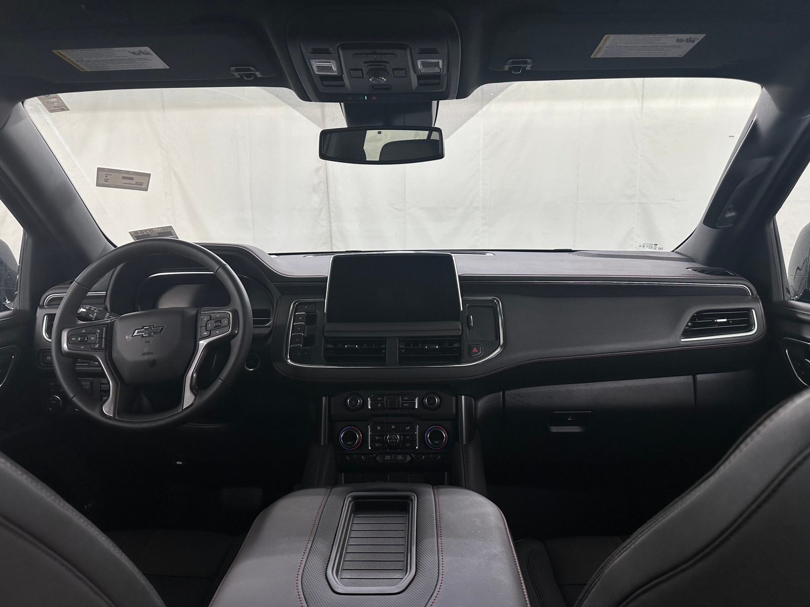 Thumbnail: 2024 Chevrolet Suburban - 3