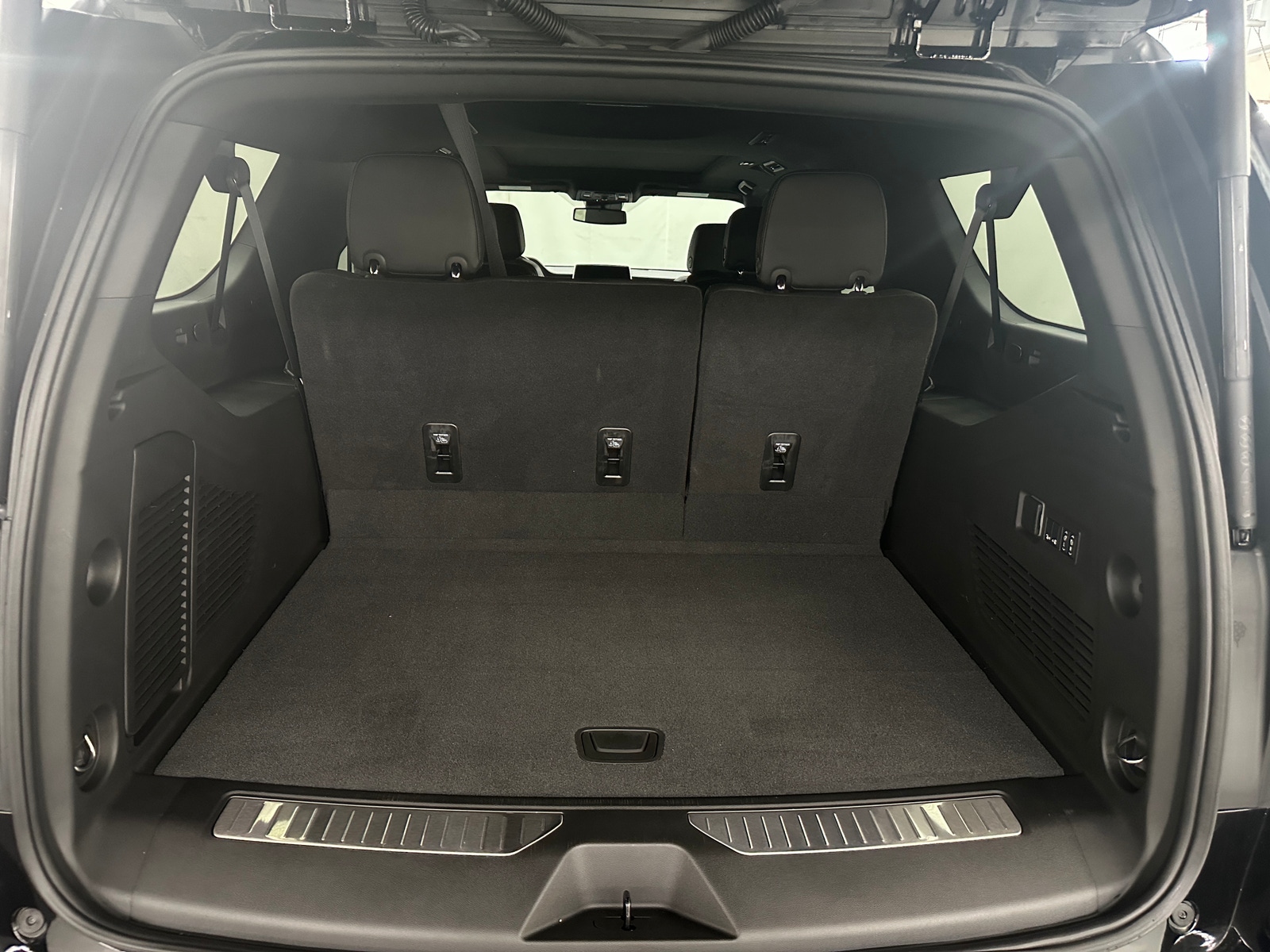 Thumbnail: 2024 Chevrolet Suburban - 7