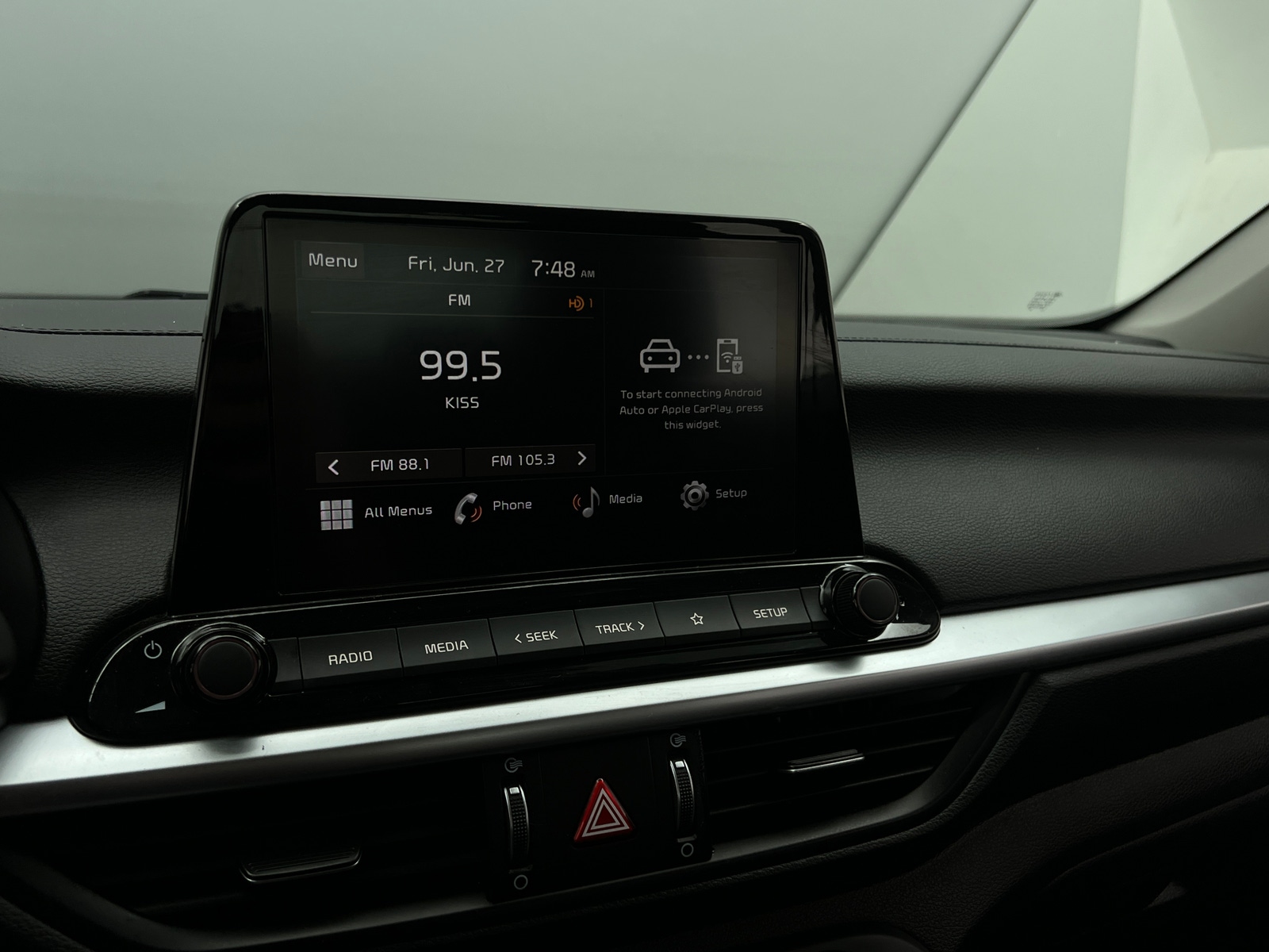 Thumbnail: 2024 Kia Forte - 4
