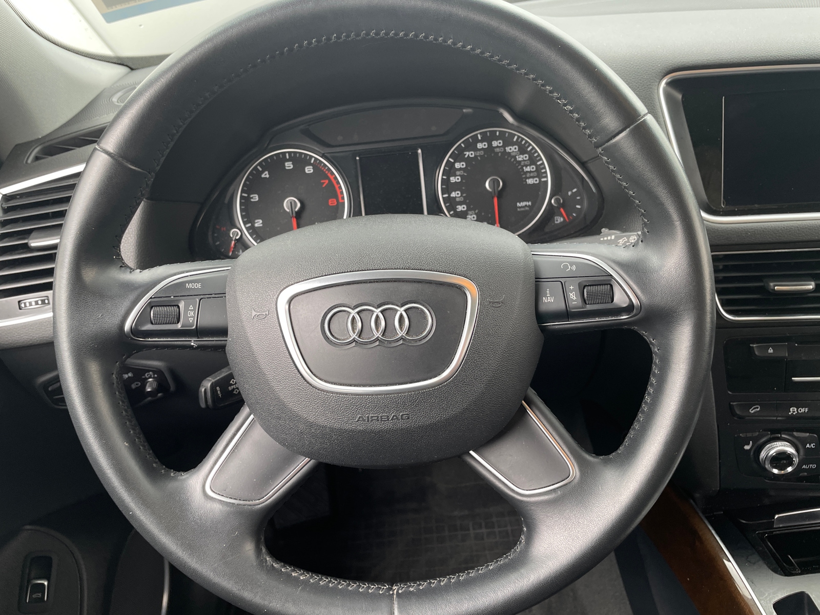 Thumbnail: 2016 Audi Q5 - 4