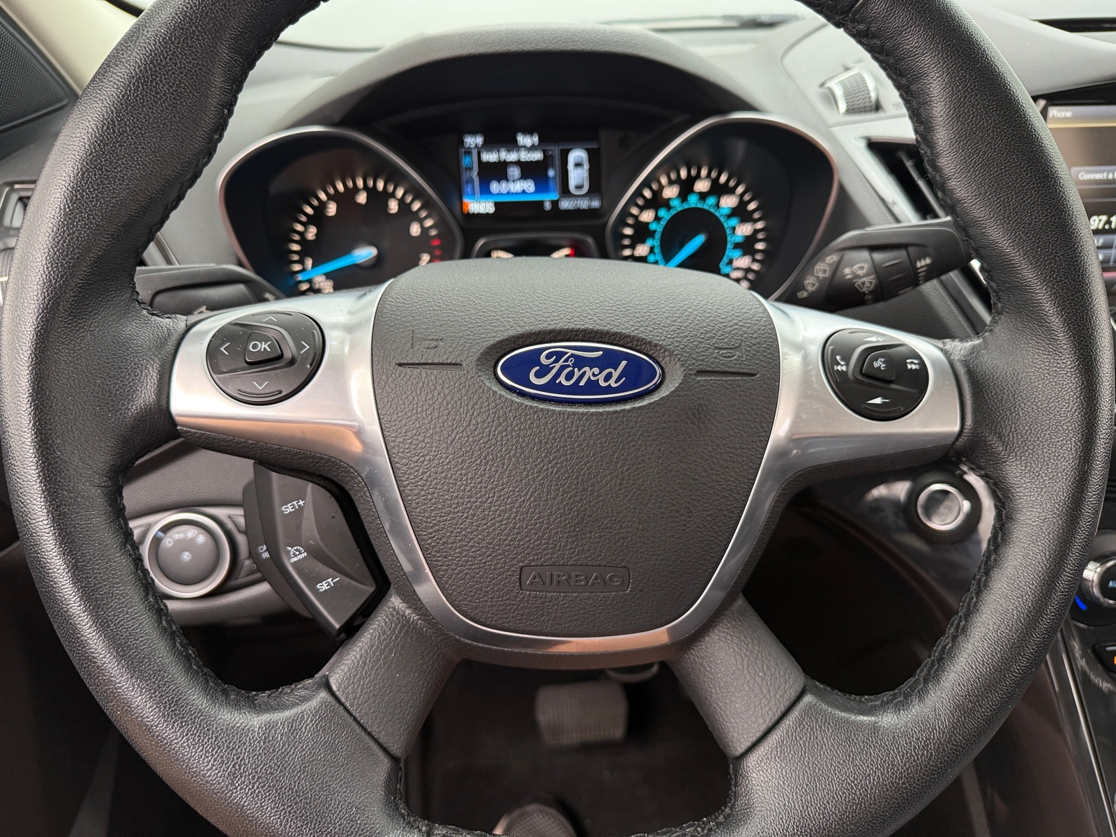 Thumbnail: 2015 Ford Escape - 4