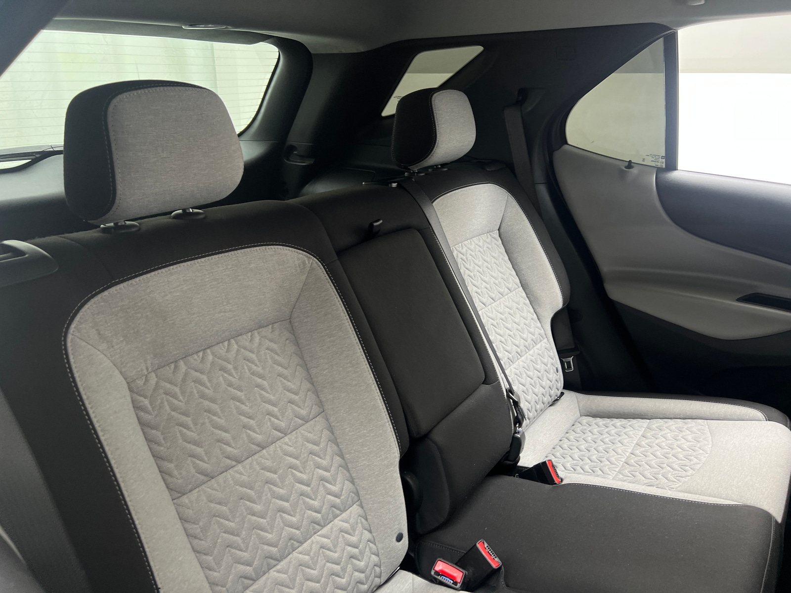 Thumbnail: 2022 Chevrolet Equinox - 6