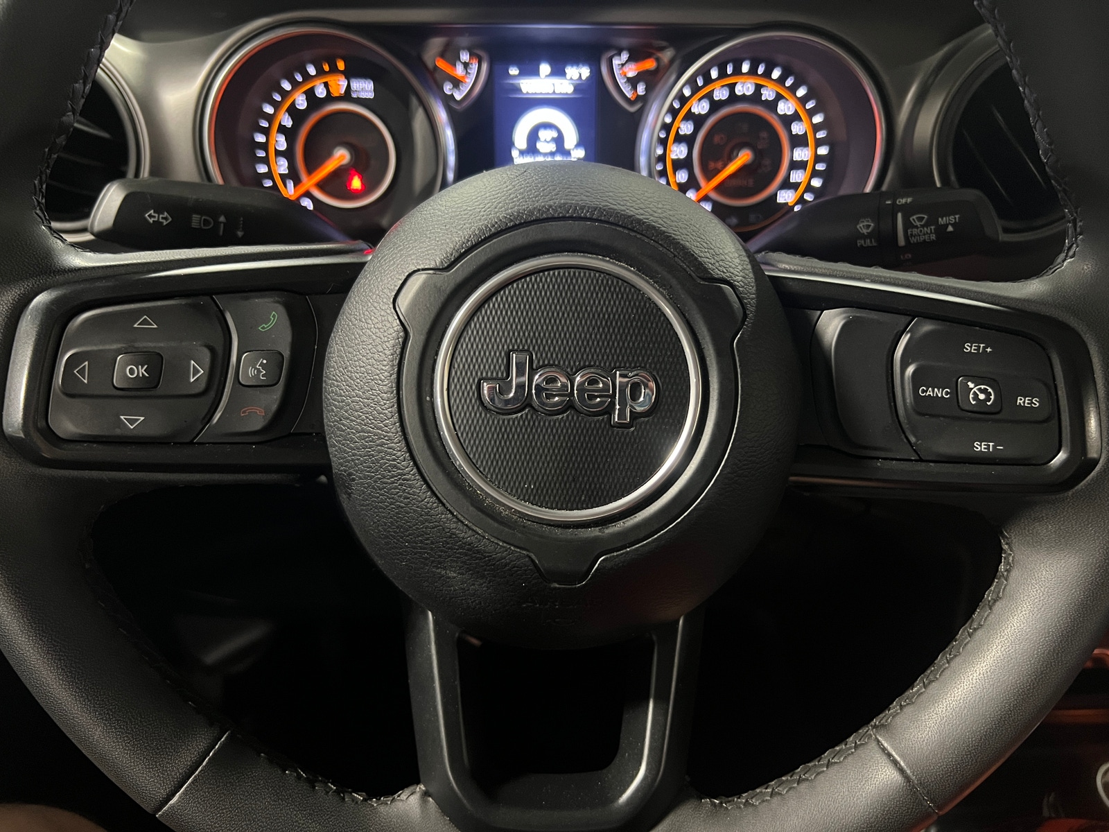 Thumbnail: 2023 Jeep Gladiator - 5