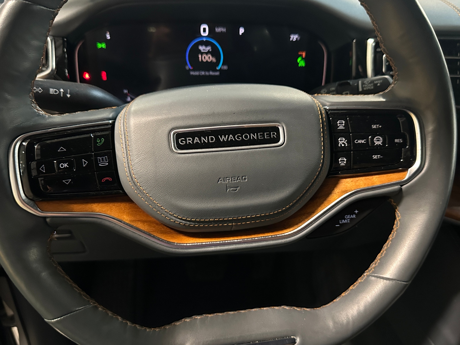 Thumbnail: 2022 Jeep Grand Wagoneer - 4